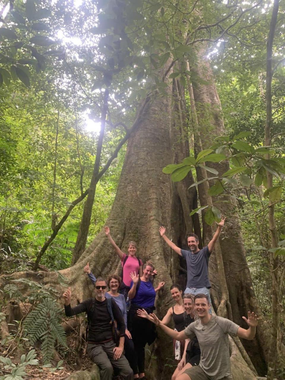 Bee Lucky Homestay Hien Hao Bagian luar foto